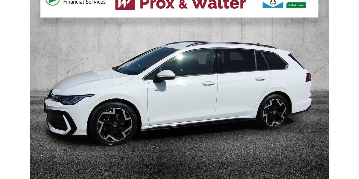 VW Golf VIII Variant 1.5 TSI R-Line LED+KAMERA+ACC 32.787 km 25.900 &euro; Hagenow 19230