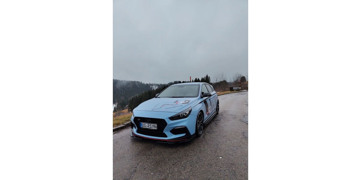 Hyundai i30 88.000 km 18.900 &euro; Furtwangen 78120