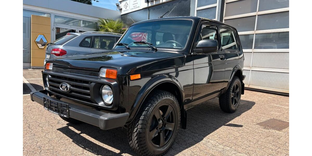 Lada Niva 34.800 km 17.899 &euro; Liebenau 31618