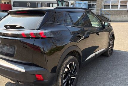 Peugeot 2008 144.113 km 12.852 &euro; Frankfurt am Main 60389