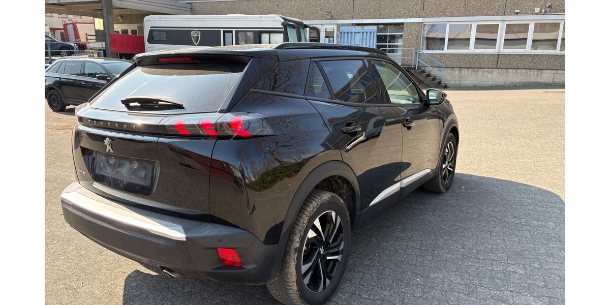 Peugeot 2008 144.113 km 12.852 &euro; Frankfurt am Main 60389