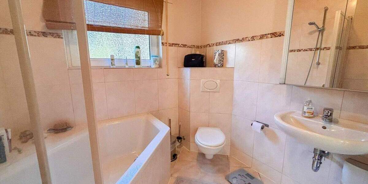 Bungalow Windeck / Herchen Herchen - 4 Zimmer, 168 m&sup2;, 299.000&euro; | Angebot:25606447