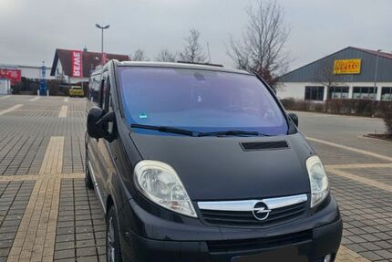 Opel Vivaro 192.000 km 8.700 &euro; Augsburg 86179