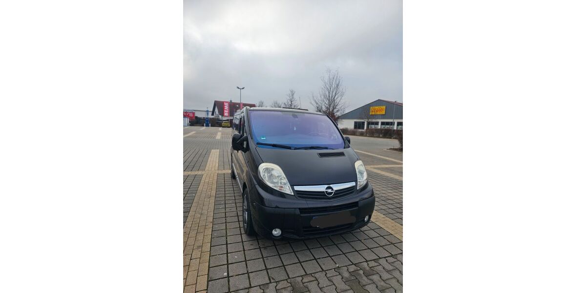 Opel Vivaro 192.000 km 8.700 &euro; Augsburg 86179