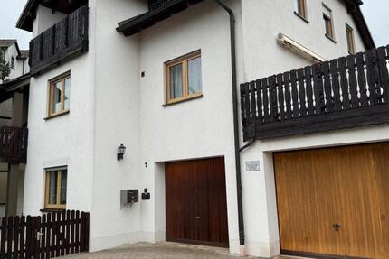 Wohnung Marktredwitz - 3 Zimmer, 104 m&sup2;, 950&euro; | Angebot:26416418