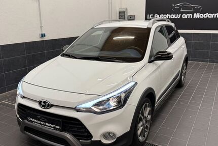 Hyundai i20 44.390 km 9.900 &euro; Moers 47441