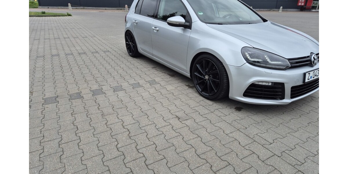 VW Golf 220.000 km 6.400 € Glauchau 08371