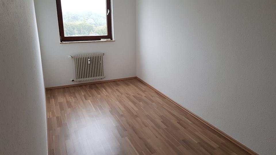 Etagenwohnung Neuwied - 3 Zimmer, 72 m&sup2;, 185.000&euro; | Angebot:25054952