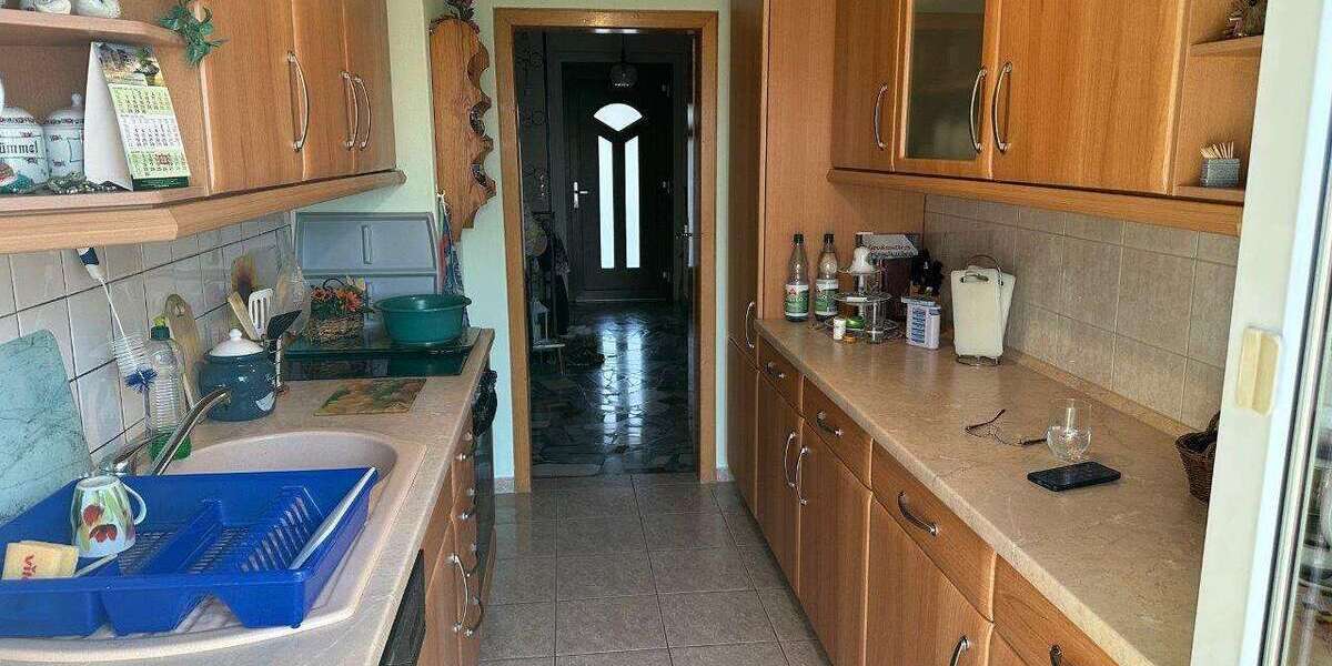 Bungalow - EinZweifamilienhaus mit Wintergarten und tollem Ausblick - Einfamilienhaus Unterwellenborn | Angebot:25809411