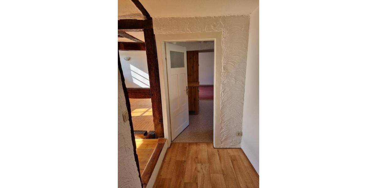 Dachgeschoßwohnung Homberg (Efze) - 3 Zimmer, 53 m&sup2;, 372&euro; | Angebot:26365816