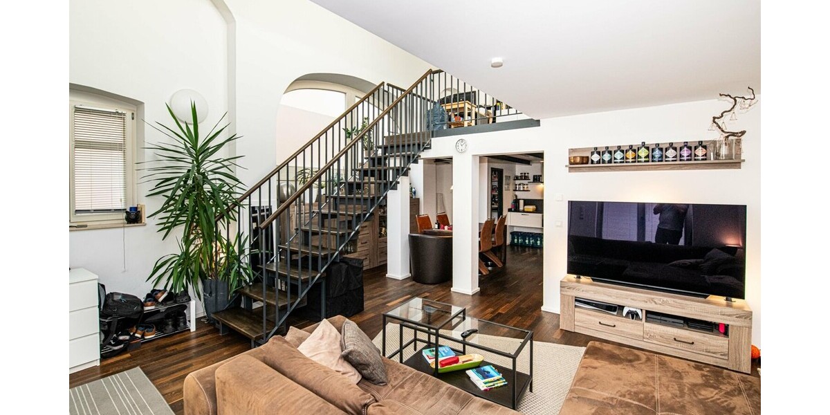 Schöne Galeriewohnung mit Dachterrasse 2 zimmer