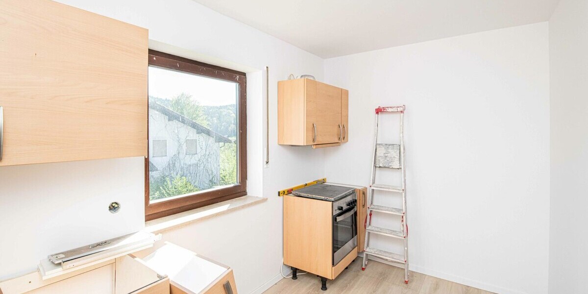 Zweifamilienhaus in guter Lage, größtenteils saniert - Zweifamilienhaus Stamsried | Angebot:25072865