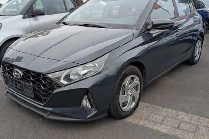 Hyundai i20 17.100 km 14.490 € Gelnhausen 63571