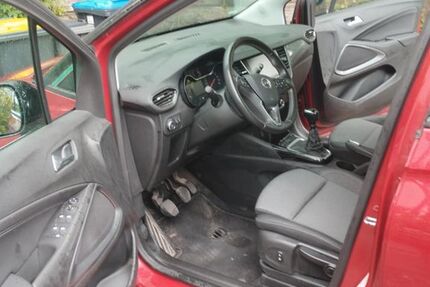 Opel Crossland (X) 84.392 km 11.900 &euro; Apfeldorf 86974