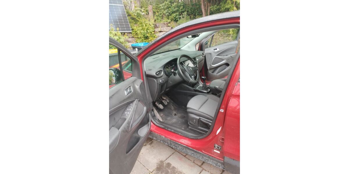 Opel Crossland (X) 84.392 km 11.900 &euro; Apfeldorf 86974