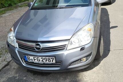 Opel Astra 168.000 km 2.000 &euro; Berlin 13357