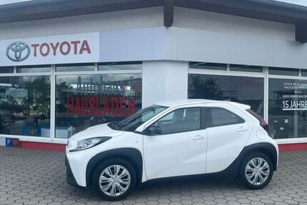 Toyota Aygo (X) 20.500 km 12.990 &euro; Cham 93413