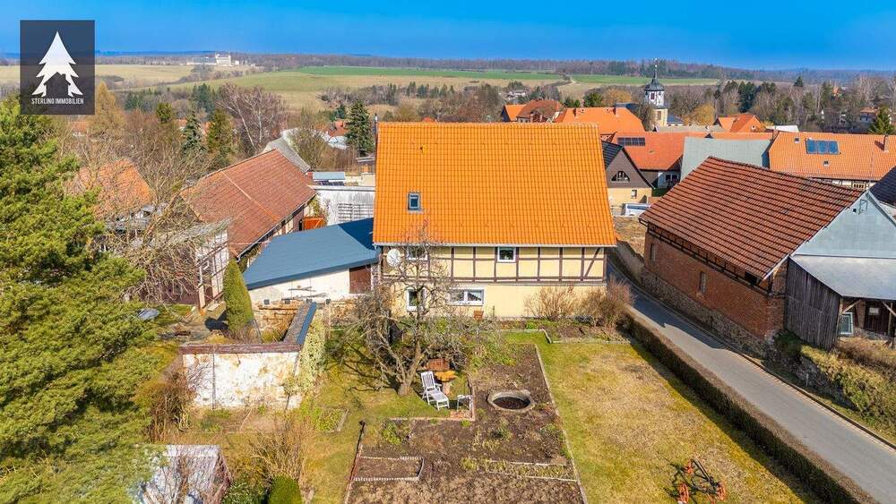 Bauernhaus, Landhaus Straßberg Straßberg - 7 Zimmer, 230 m&sup2;, 249.000&euro; | Angebot:25681797