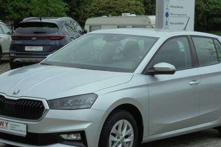 Skoda Fabia 28.143 km 13.900 &euro; Elsterwerda 04910