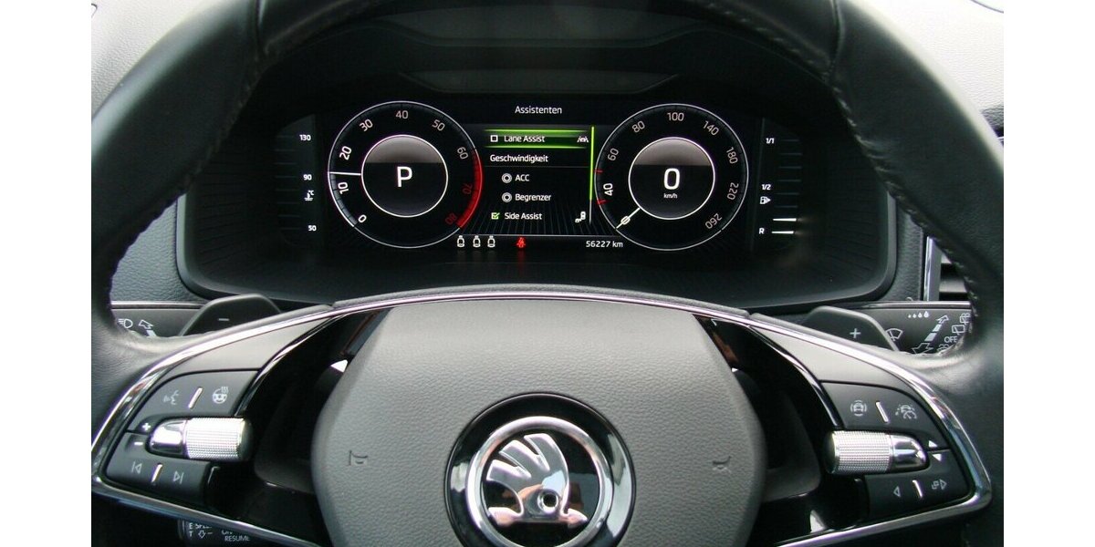 Skoda Karoq 1,5TSi Clever ACC 360° LED Pano AHK 56.303 km 25.980 &euro; Falkensee 14612