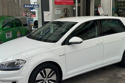 VW Golf 100.000 km 8.999 € Neckartenzlingen bei Stuttgart 72654