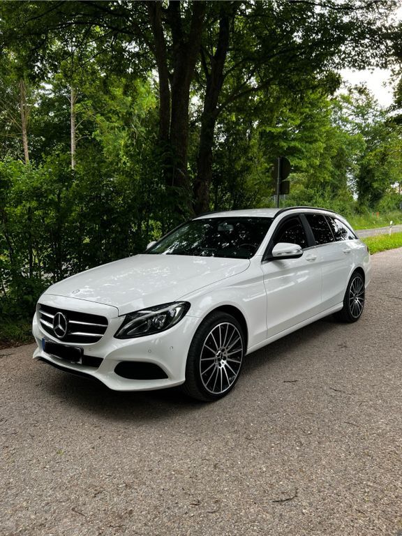 Mercedes-Benz C 250 300.800 km 11.800 € Steinheim an der Murr 71711