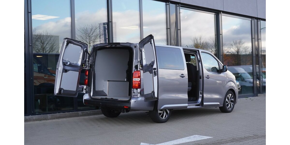 Fiat Scudo MultiCab L3 145 AT/ Vollausstattung + AHK 47.642 km 29.393 &euro; Münchenbernsdorf 07589