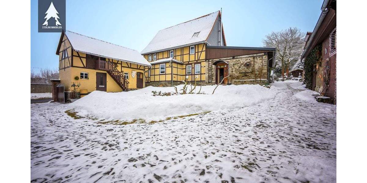 Bauernhaus, Landhaus Straßberg Straßberg - 7 Zimmer, 230 m&sup2;, 249.000&euro; | Angebot:25681797