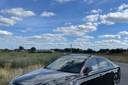 Audi A8 135.155 km 22.999 &euro; Steinfeld 49439