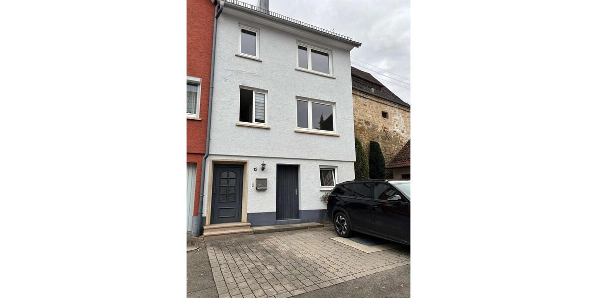 Einfamilienhaus Rottenburg am Neckar - 6 Zimmer, 125 m&sup2;, 1.870&euro; | Angebot:23647277