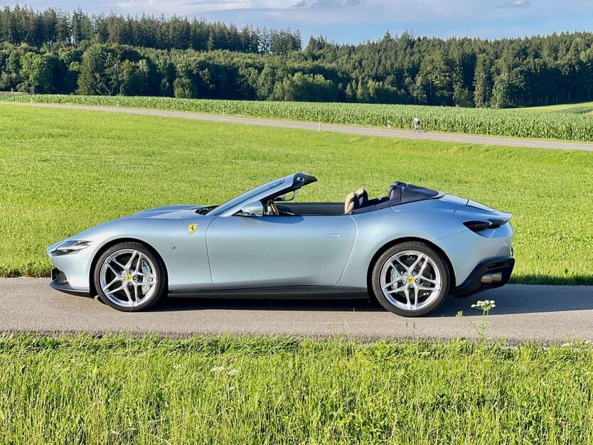 Ferrari Roma 4.400 km 269.000 € Grünwald 82031