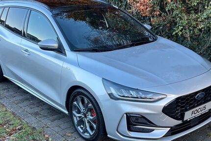 Ford Focus 15.300 km 28.950 &euro; Hemmoor 21745