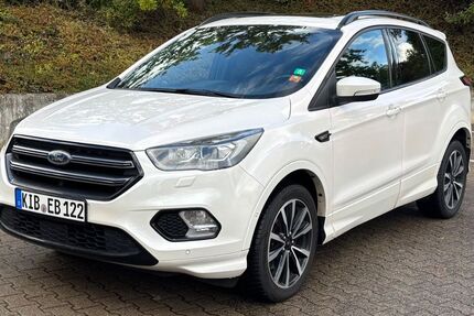 Ford Kuga 146.000 km 15.900 &euro; Eisenberg 67304