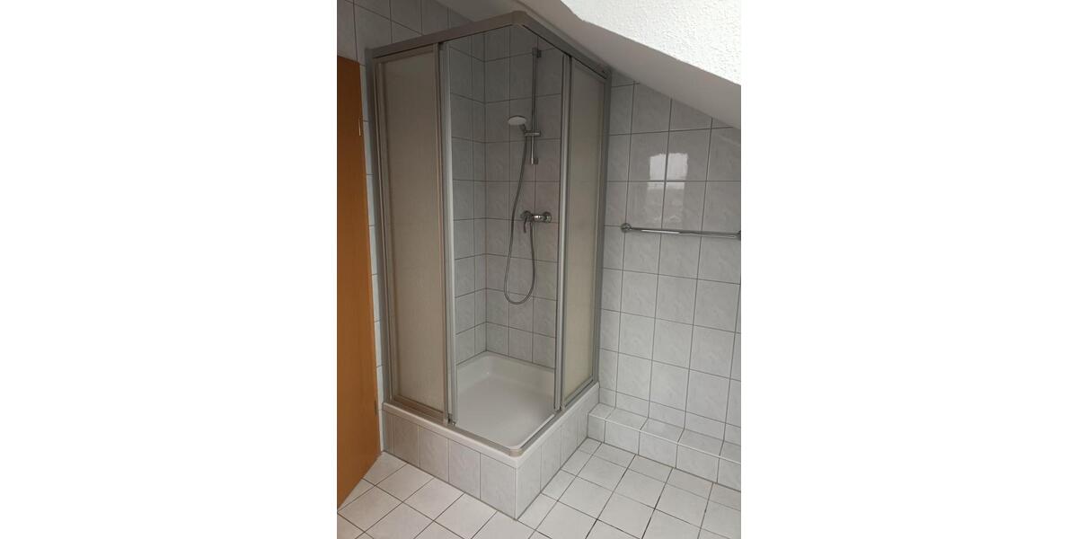 Dachgeschoßwohnung Brüel - 1 Zimmer, 34 m&sup2;, 237&euro; | Angebot:26147041