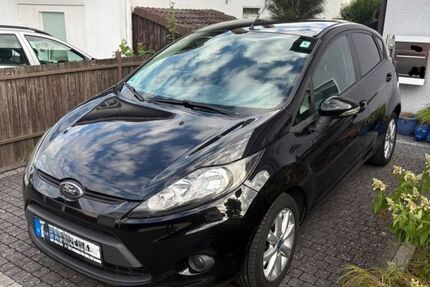Ford Fiesta 192.000 km 2.100 &euro; Karben 61184