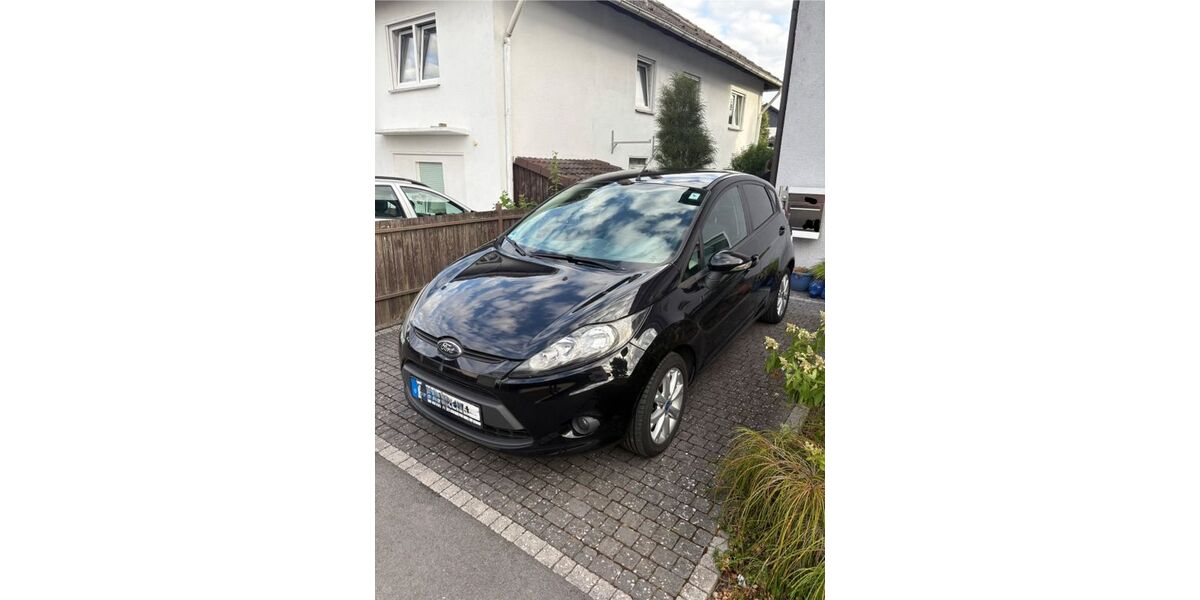 Ford Fiesta 192.000 km 2.490 &euro; Karben 61184