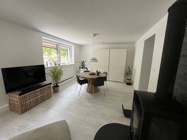 Moderne DHH mit EBK und Stellplatz