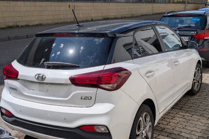 Hyundai i20 67.869 km 11.000 &euro; Karlsruhe 76227