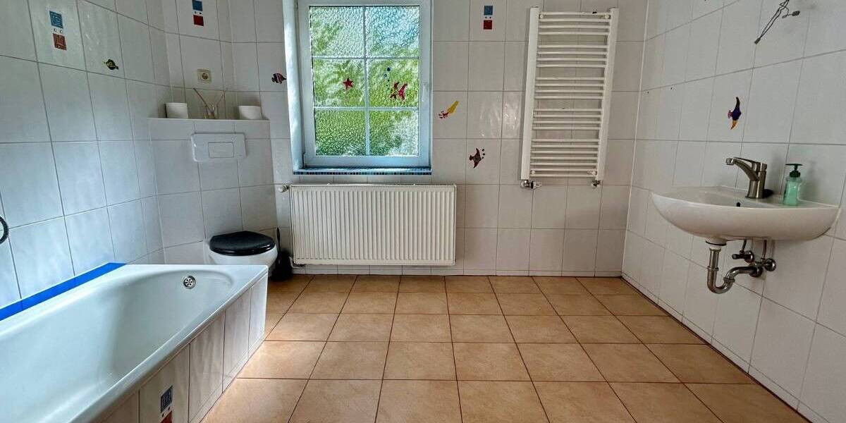 Bauernhaus, Landhaus Loitz Nielitz - 9 Zimmer, 230 m&sup2;, 179.000&euro; | Angebot:25670300