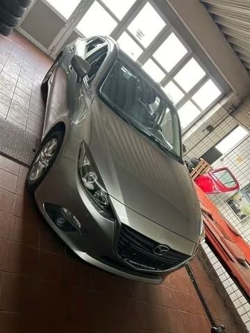 Mazda 3 197.000 km 4.450 € Neunkirchen/Wellesweiler 66539