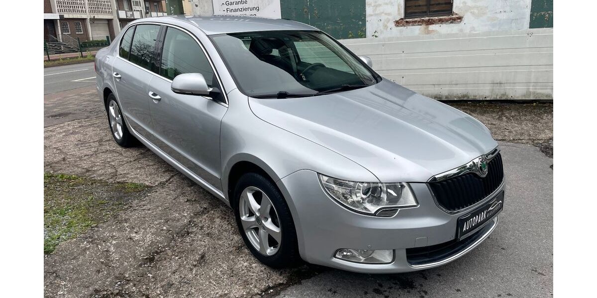 Skoda Superb 113.770 km 8.950 &euro; Bielefeld 33617