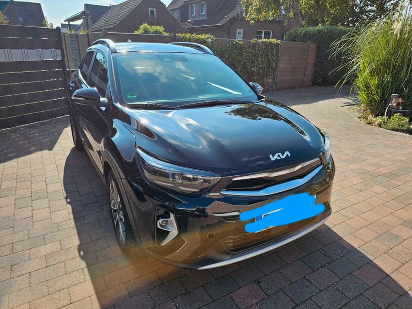 Kia Stonic 19.200 km 19.900 € Papenburg 26871