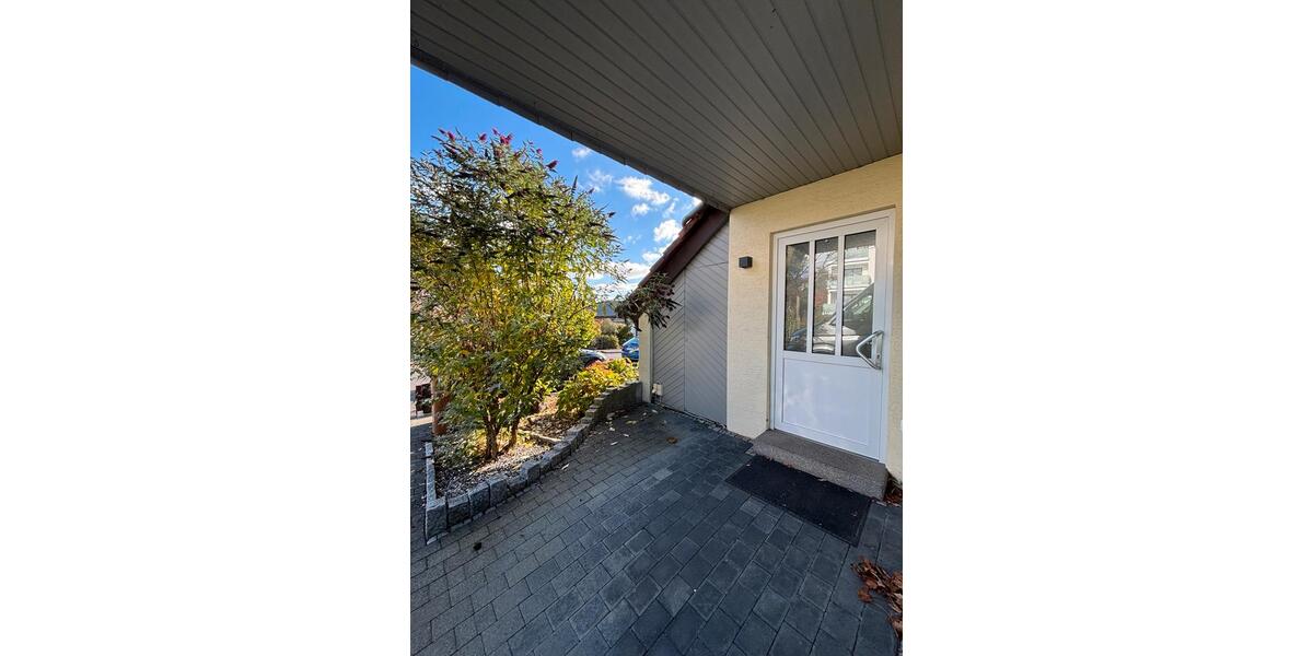 Reihenhaus Vellmar - 4 Zimmer, 135 m&sup2;, 350.000&euro; | Angebot:25239562