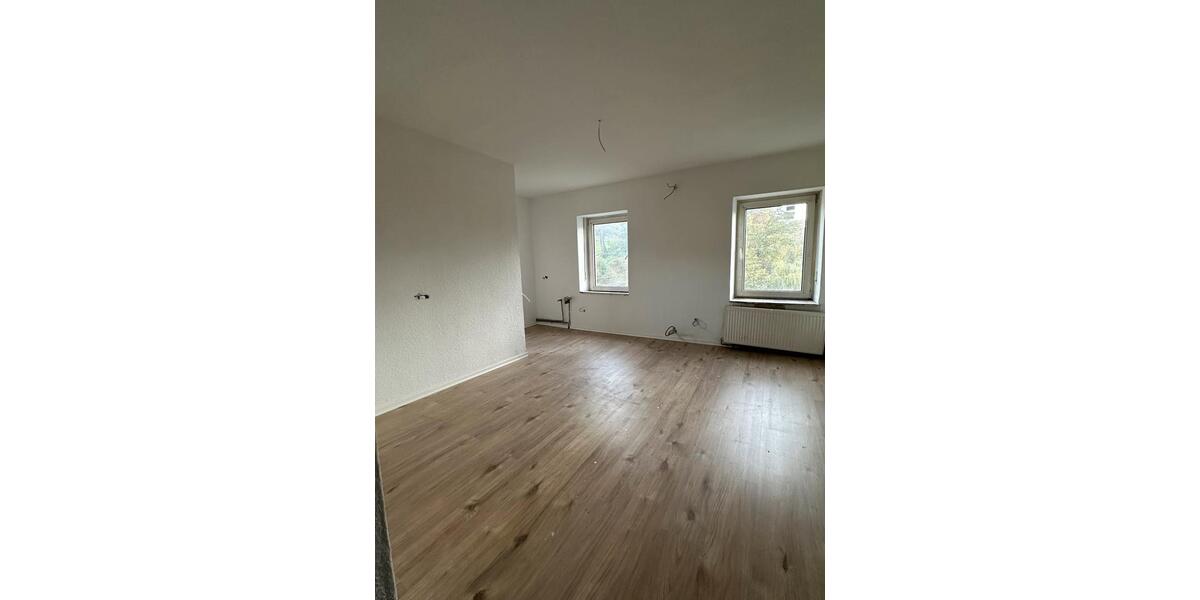 Etagenwohnung Großmaischeid - 5 Zimmer, 120 m&sup2;, 750&euro; | Angebot:26538150