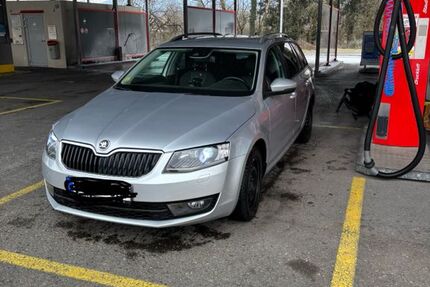Skoda Octavia 146.000 km 9.750 &euro; Küssaberg 79790