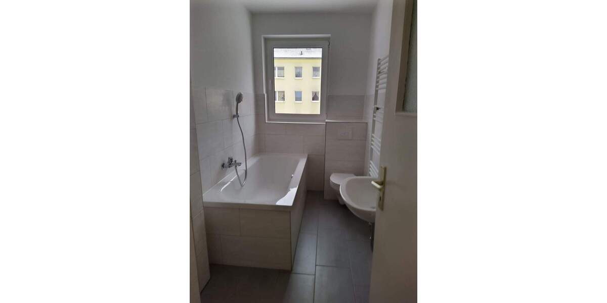 Etagenwohnung Plattenburg Glöwen - 2 Zimmer, 49 m&sup2;, 295&euro; | Angebot:23252345