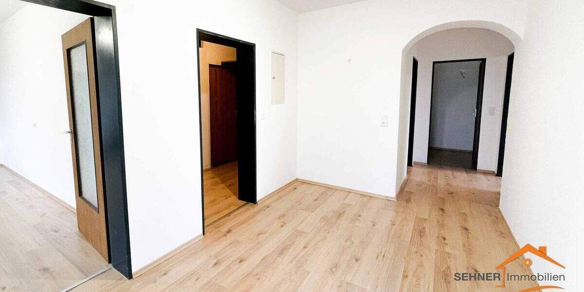 Etagenwohnung Sundern Langscheid - 2 Zimmer, 90 m&sup2;, 159.000&euro; | Angebot:25678848