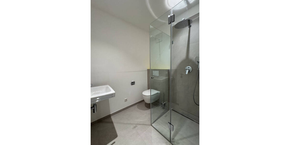 Etagenwohnung Rosenheim Innenstadt - 4 Zimmer, 132 m&sup2;, 1.980&euro; | Angebot:26361248