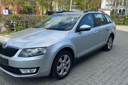 Skoda Octavia 230.000 km 4.500 &euro; München 81829