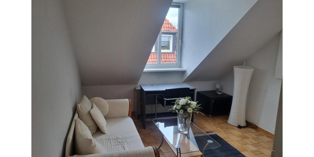 Dachgeschoßwohnung Bielefeld Schildesche - 2 Zimmer, 25 m&sup2;, 410&euro; | Angebot:26347717